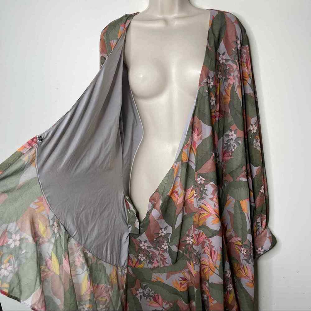 Badgley Mischka Multi Floral Wrap Dress sz 16 - Picture 11 of 11